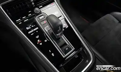 Porsche Panamera 2020 4.0 автомат (гидро), миниатюра 9