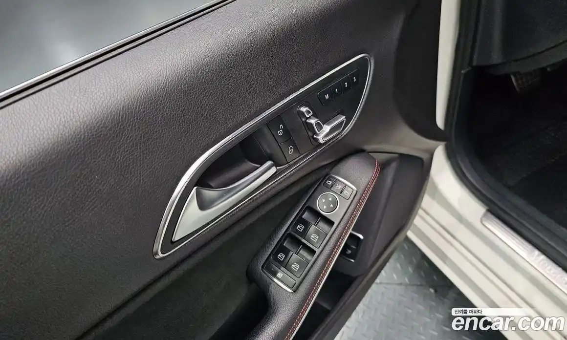 Mercedes-Benz CLA-Class 2017 2.0 гидро, фото 18 Mercedes-Benz CLA-Class 2017 2.0 гидро, фото 18