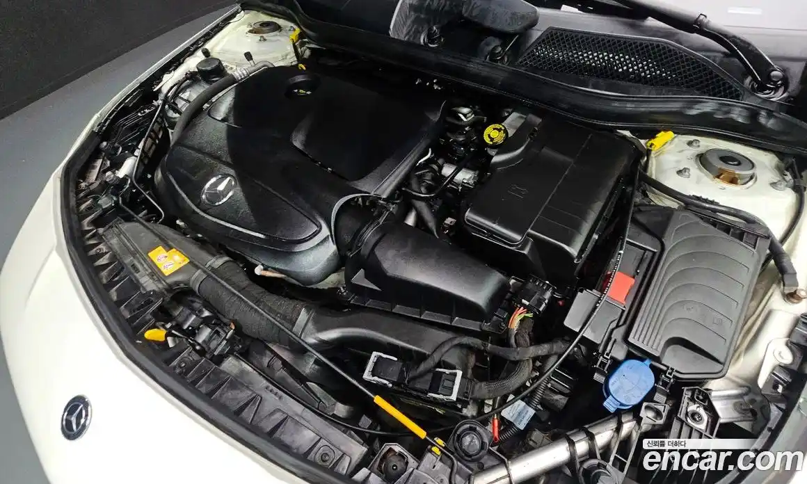 Mercedes-Benz CLA-Class 2017 2.0 гидро, фото 6 Mercedes-Benz CLA-Class 2017 2.0 гидро, фото 6