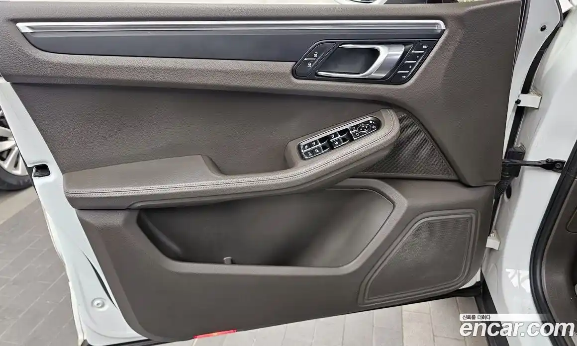 Porsche Macan 2019 2.0 автомат (гидро), фото 14