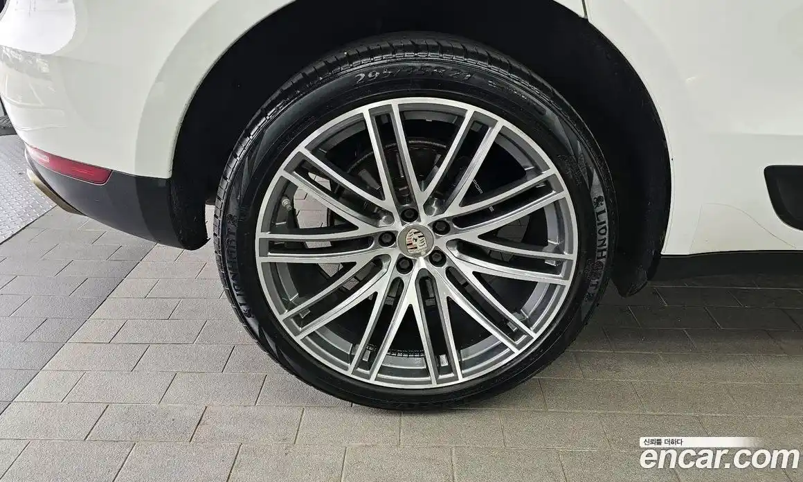 Porsche Macan 2019 2.0 автомат (гидро), фото 5