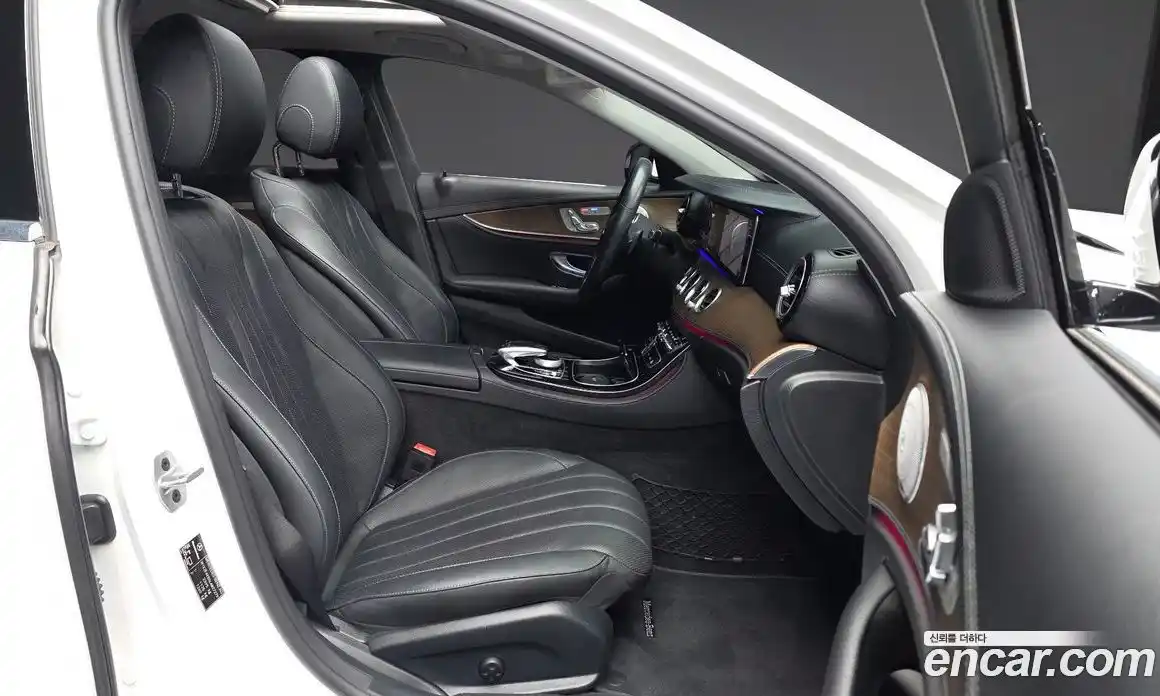 Mercedes-Benz E-Class 2020 2.0 автомат (гидро), фото 11