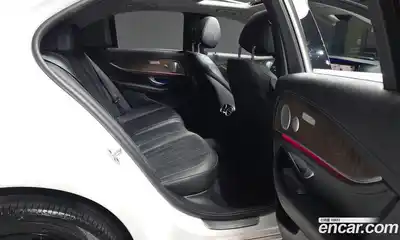 Mercedes-Benz E-Class 2020 2.0 автомат (гидро), миниатюра 12