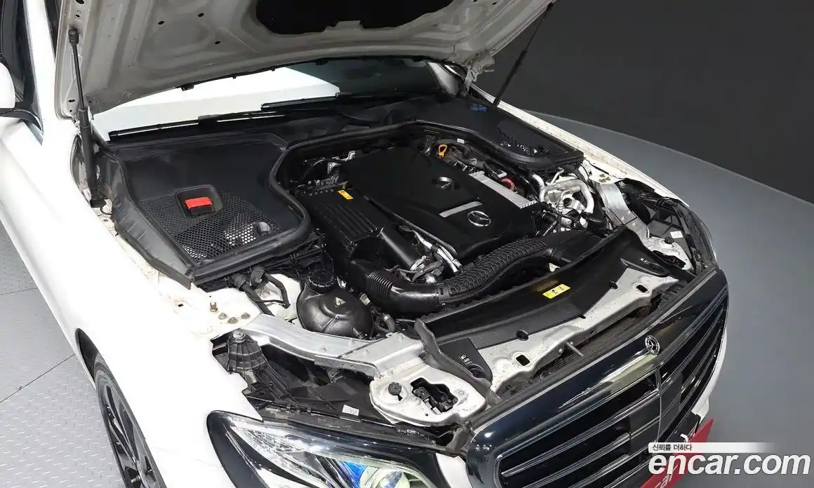 Mercedes-Benz E-Class 2020 2.0 автомат (гидро), фото 6
