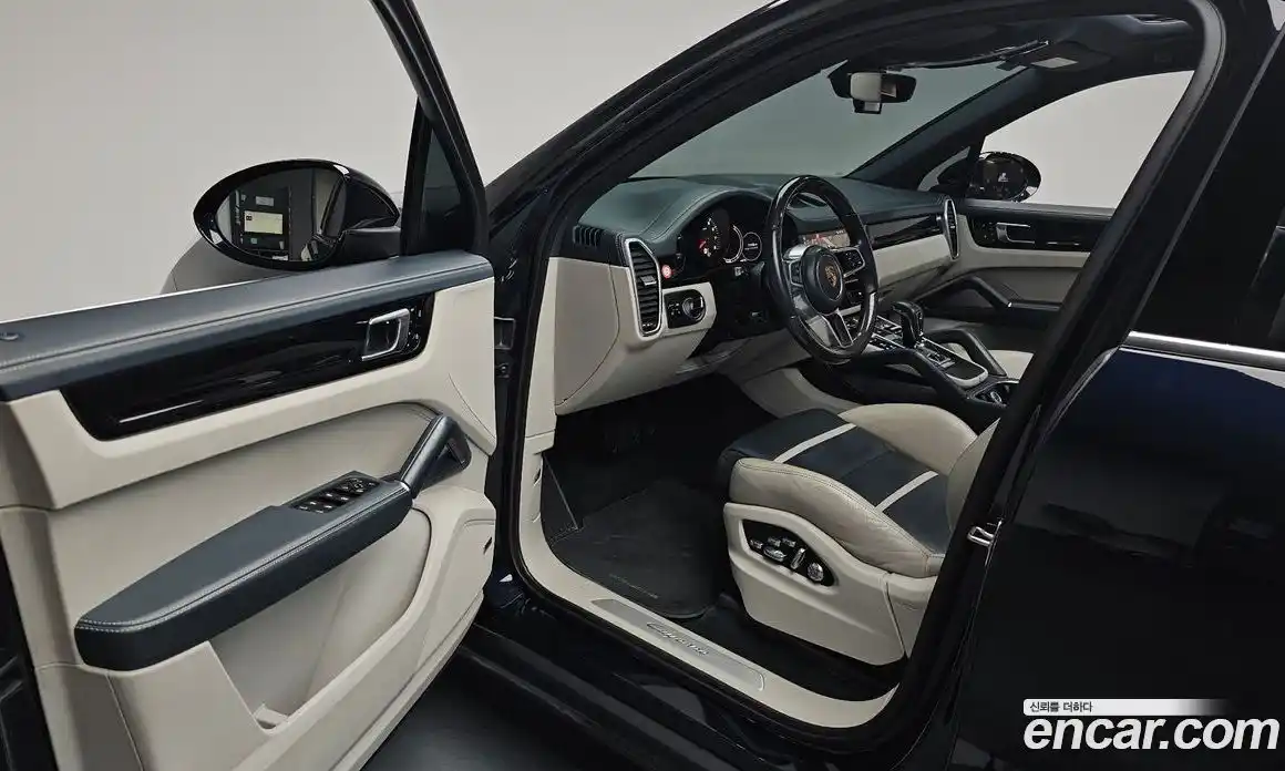 Porsche Cayenne 2021 3.0 автомат (гидро), фото 12