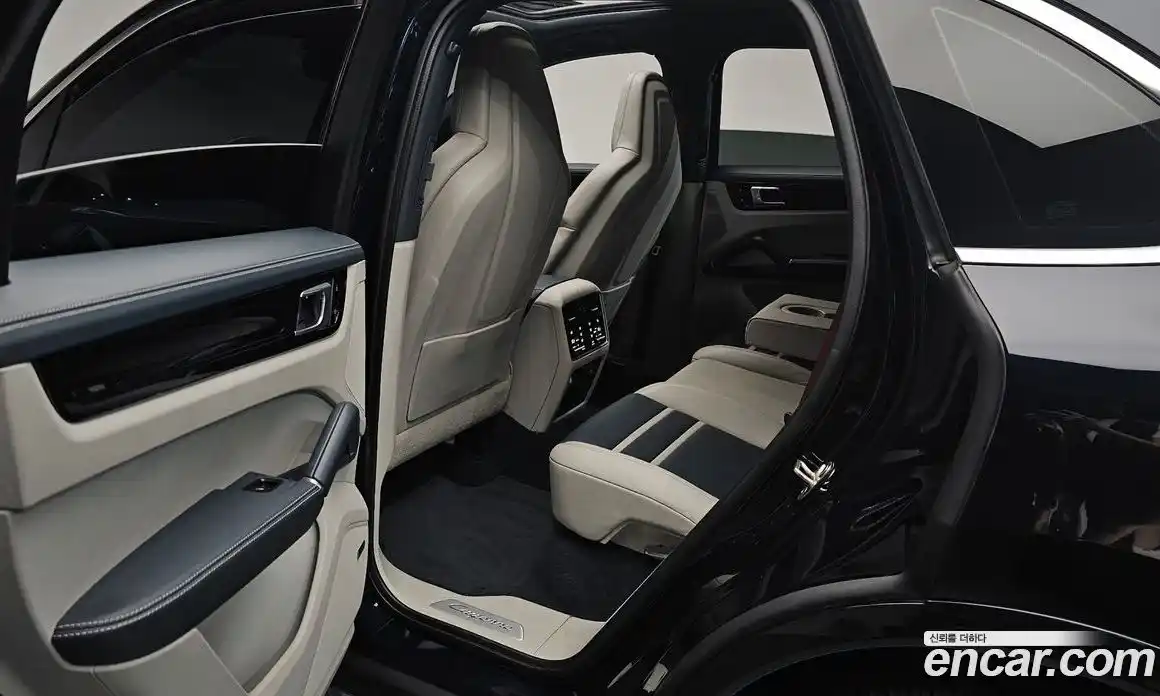 Porsche Cayenne 2021 3.0 автомат (гидро), фото 16