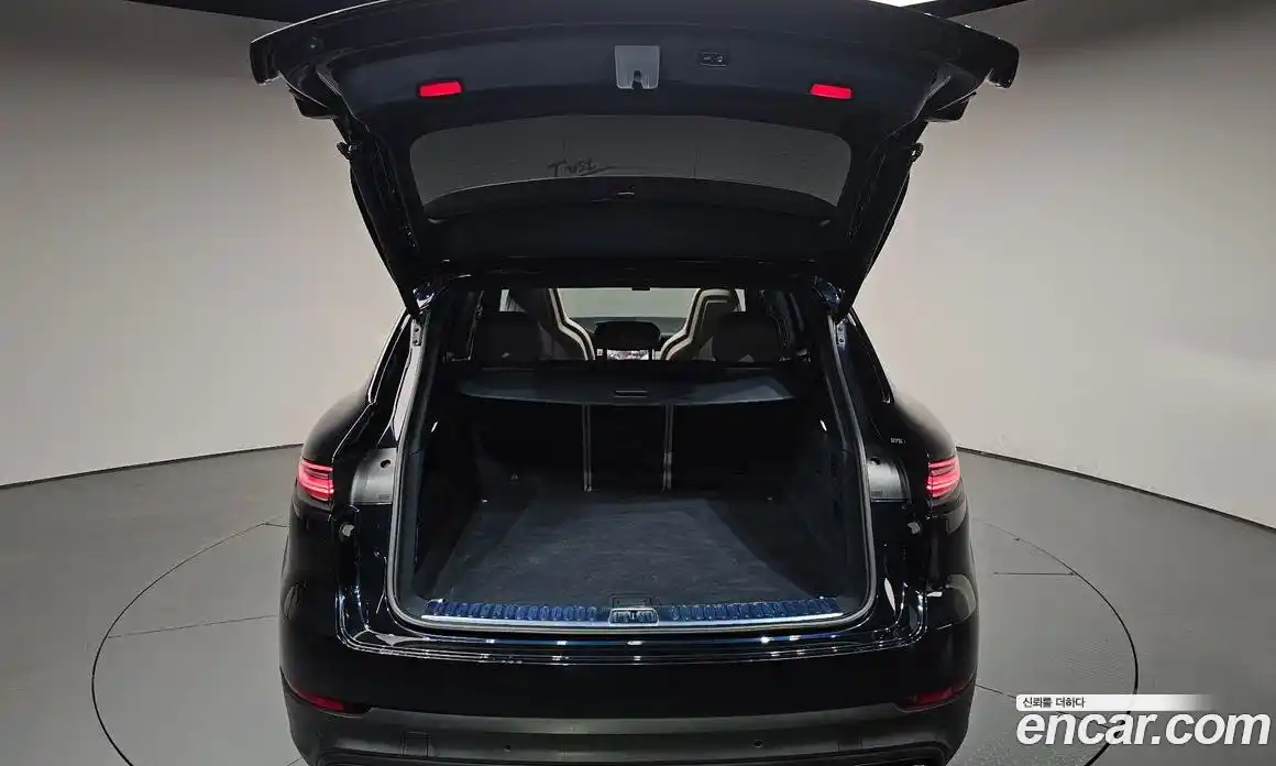 Porsche Cayenne 2021 3.0 автомат (гидро), фото 25