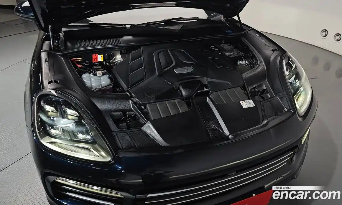Porsche Cayenne 2021 3.0 автомат (гидро), фото 5