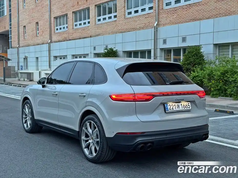 Porsche Cayenne 2022 3.0 автомат (гидро), фото 4