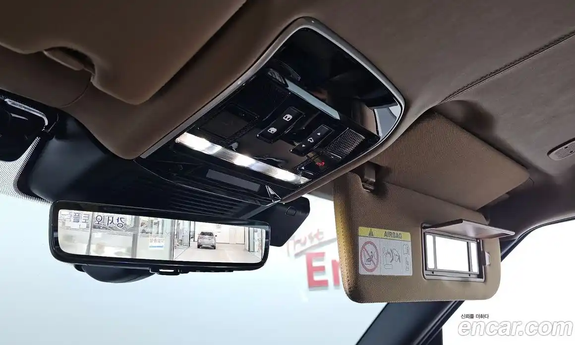 Land Rover Range Rover 2023 4.4 автомат (гидро), фото 30