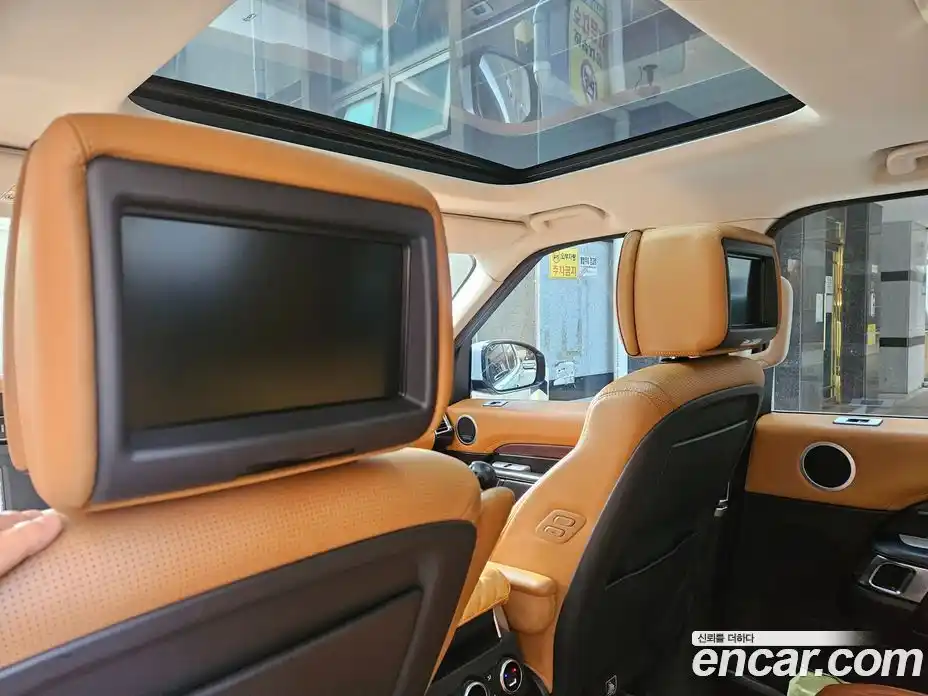 Land Rover Discovery 2018 3.0 автомат (гидро), фото 13