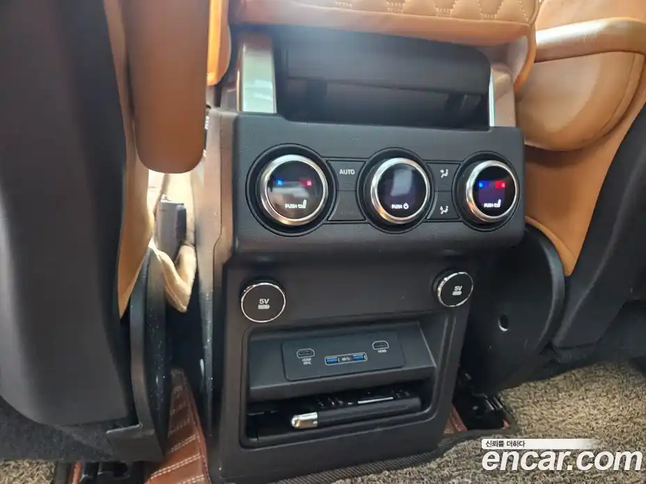 Land Rover Discovery 2018 3.0 автомат (гидро), фото 14