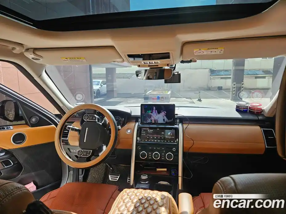 Land Rover Discovery 2018 3.0 автомат (гидро), фото 15