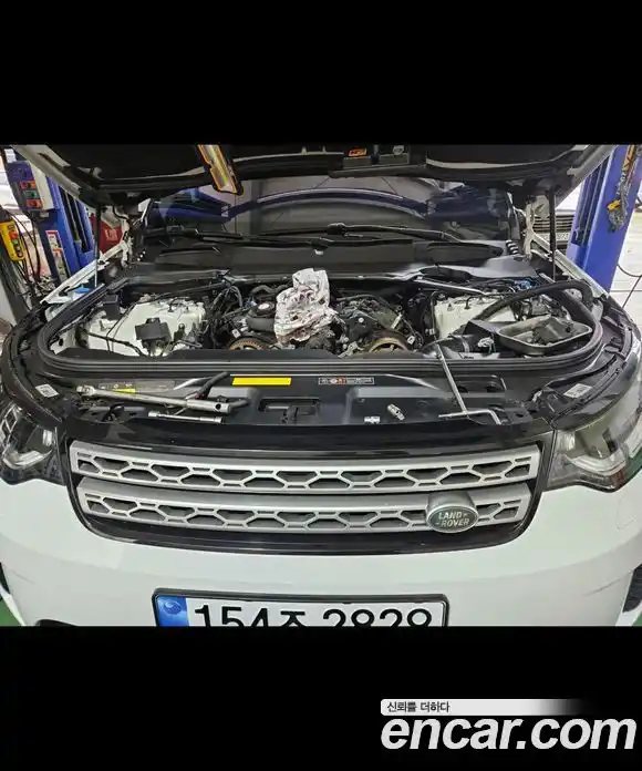 Land Rover Discovery 2018 3.0 автомат (гидро), фото 6