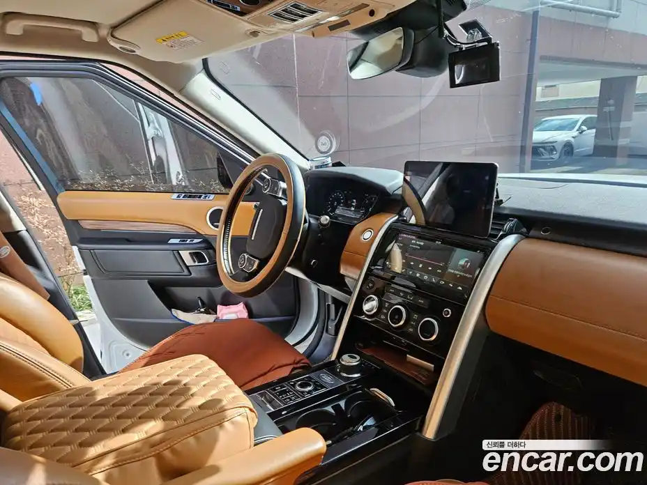 Land Rover Discovery 2018 3.0 автомат (гидро), фото 7
