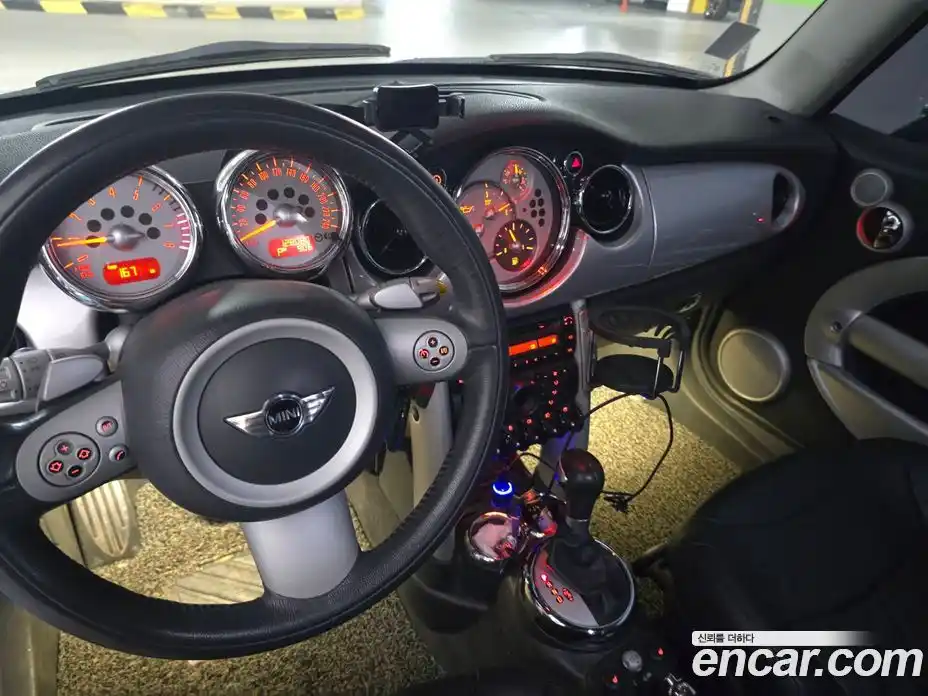 Mini Cooper 2006 1.6 автомат (вариатор), фото 4