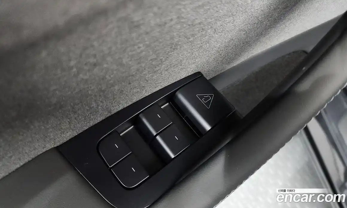 Tesla Model Y 2025 0.2 гидро, фото 28