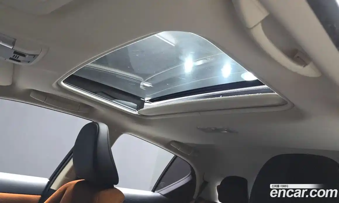 Lexus CT200h 2019 1.8 гидро, фото 19