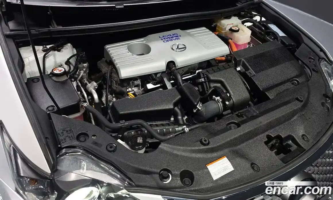Lexus CT200h 2019 1.8 гидро, фото 6
