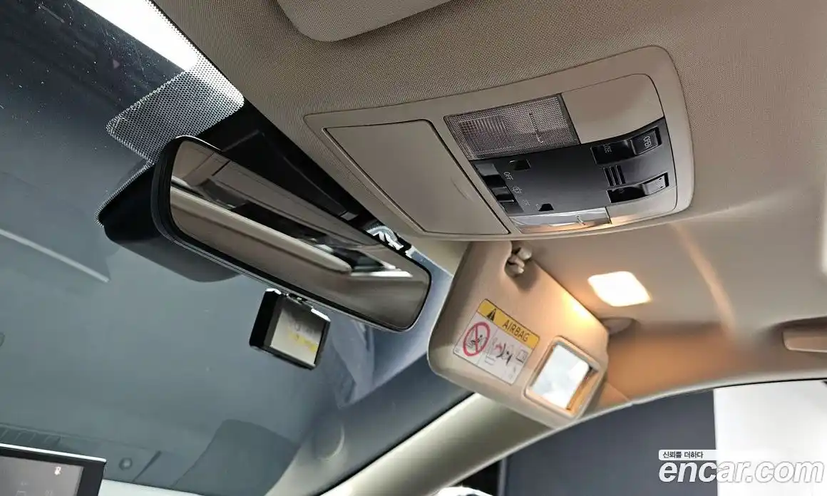 Lexus CT200h 2019 1.8 гидро, фото 18