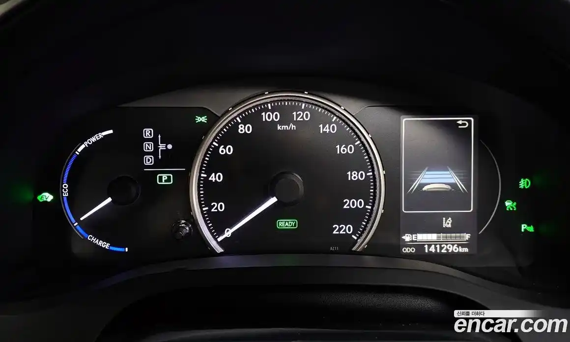 Lexus CT200h 2019 1.8 гидро, фото 8