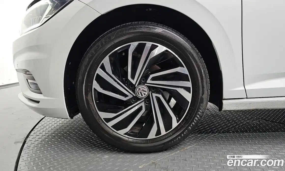 Volkswagen Jetta 2020 1.4 автомат (гидро), фото 5