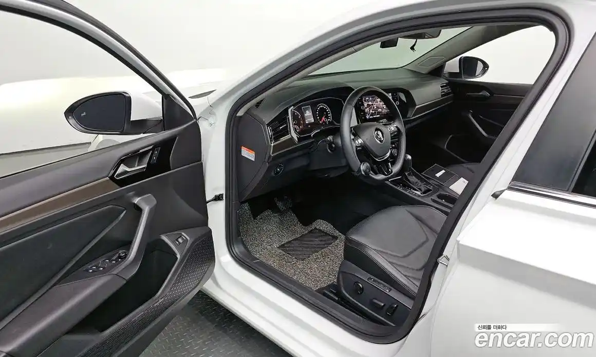 Volkswagen Jetta 2020 1.4 автомат (гидро), фото 10