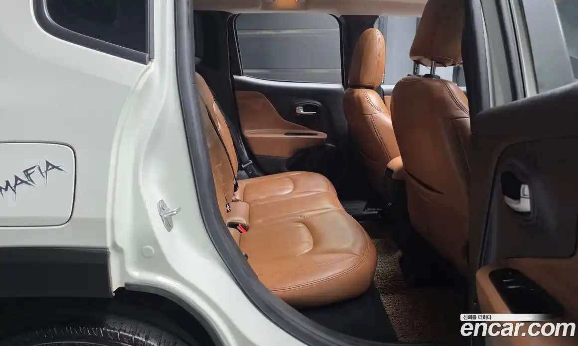 Jeep Renegade 2021 2.4 автомат (гидро), фото 12