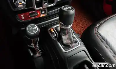 Jeep Wrangler 2018 2.0 автомат (гидро), миниатюра 12
