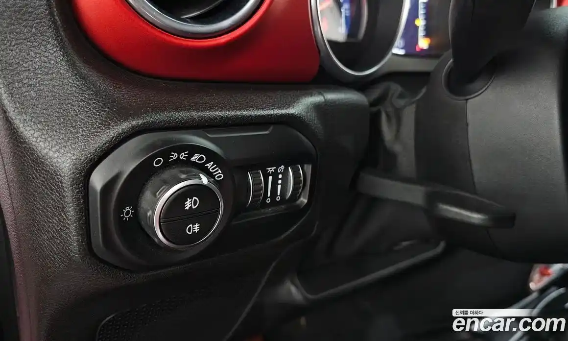Jeep Wrangler 2018 2.0 автомат (гидро), фото 28