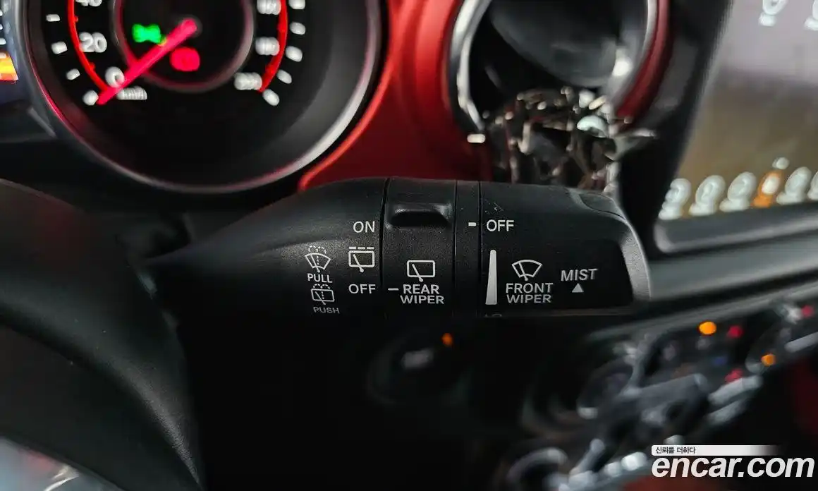 Jeep Wrangler 2018 2.0 автомат (гидро), фото 30