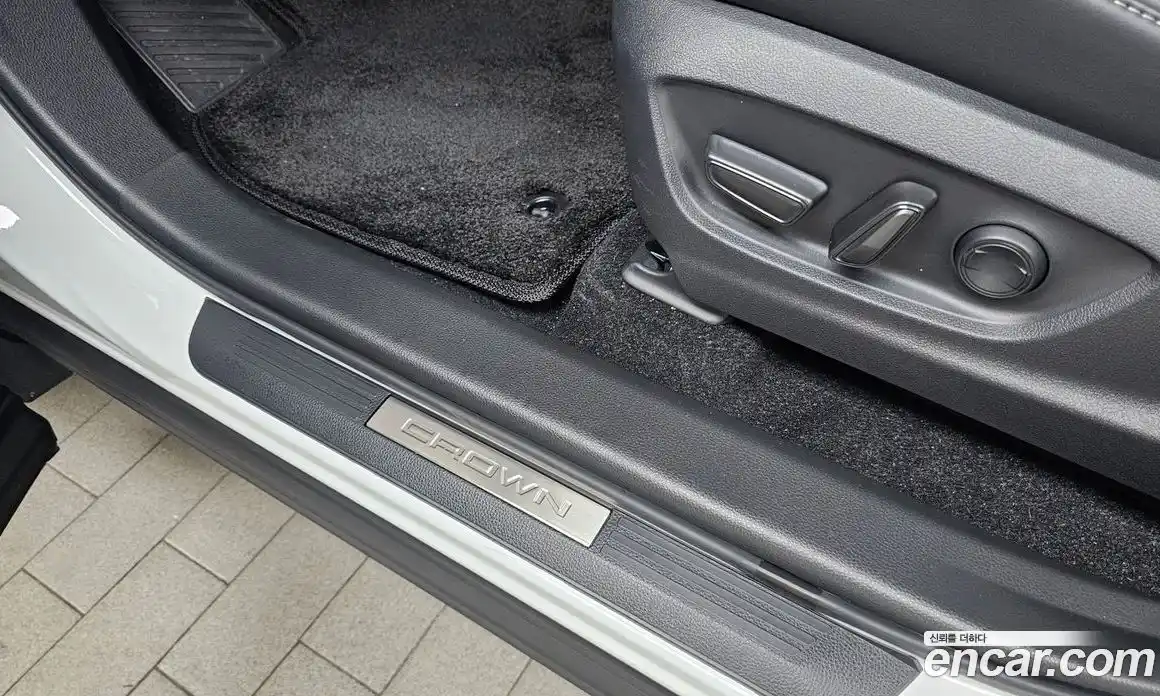 Toyota Crown 2024 2.5 гидро, фото 32