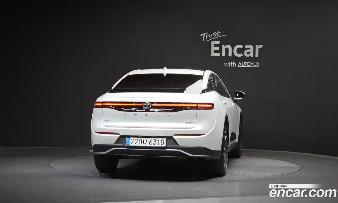 Toyota Crown 2024 2.5 гидро, фото 4