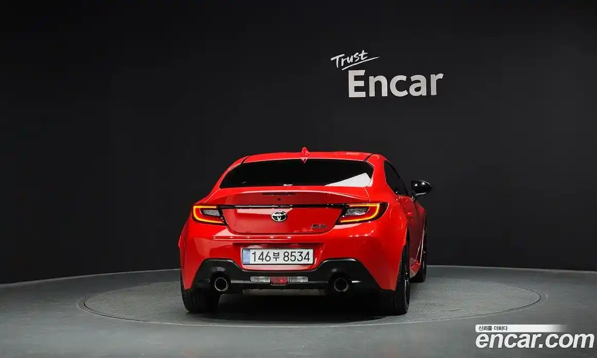 Toyota 86 2025 2.4 механика, фото 3
