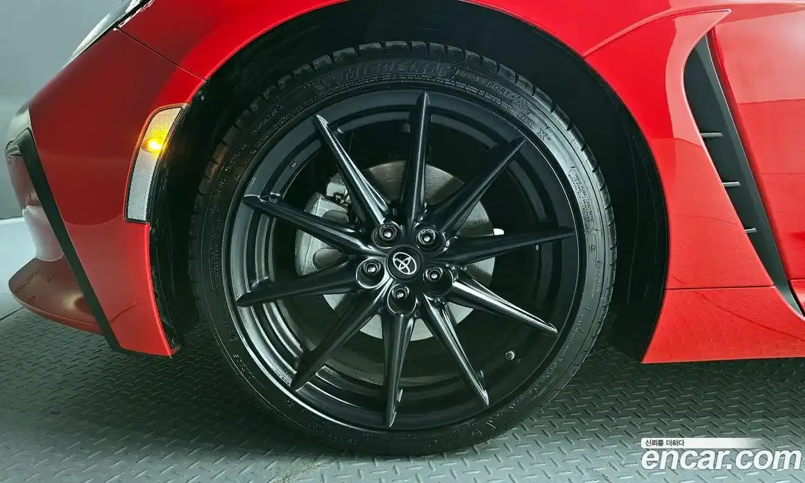 Toyota 86 2025 2.4 механика, фото 4