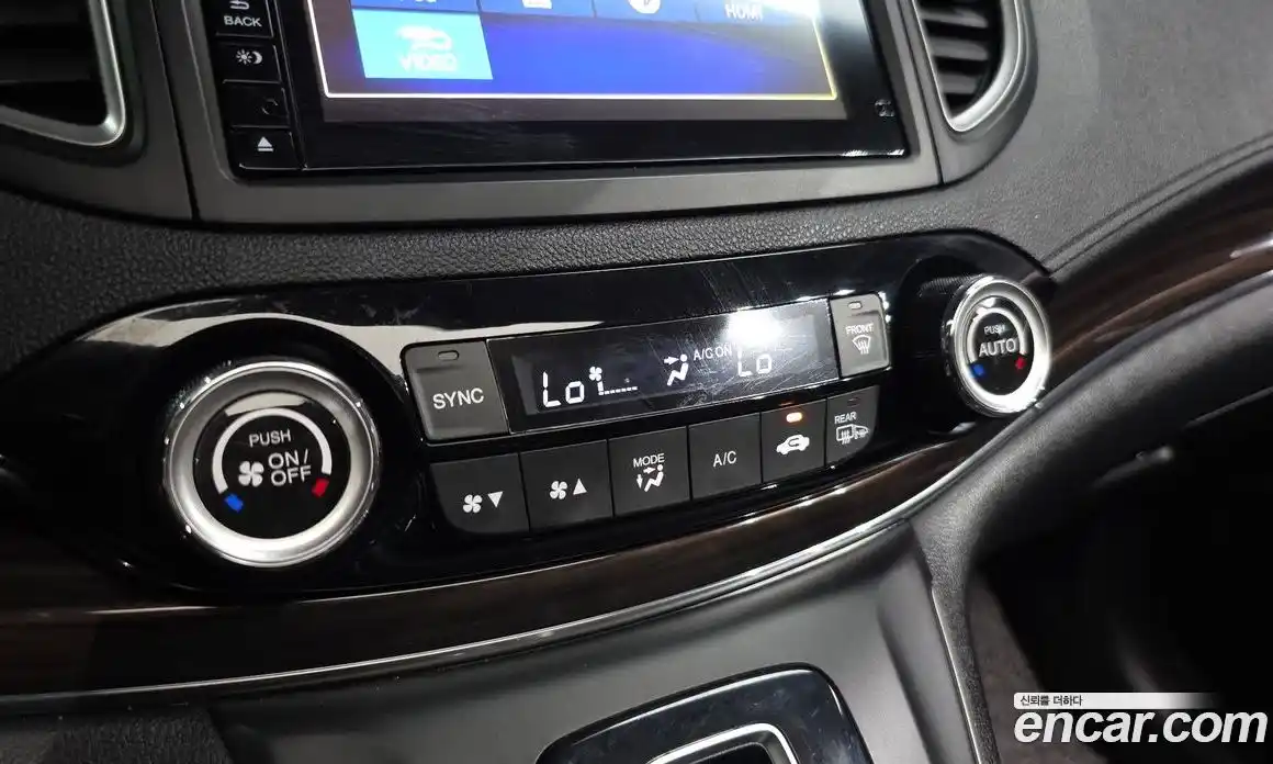 Honda CR-V 2016 2.4 автомат (гидро), фото 16