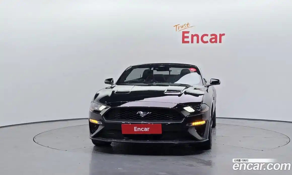 Ford Mustang 2021 2.3 автомат (гидро), фото 3