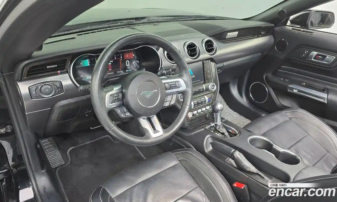 Ford Mustang 2021 2.3 автомат (гидро), фото 10