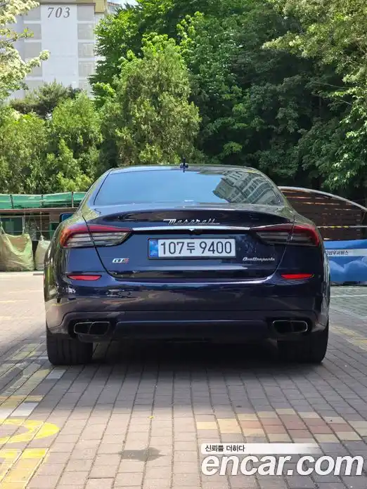Maserati Quattroporte 2015 3.8 гидро, фото 2