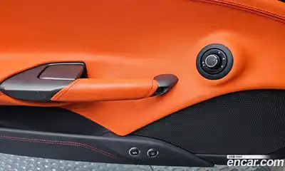Ferrari 488 2017 3.9 автомат (гидро), миниатюра 11