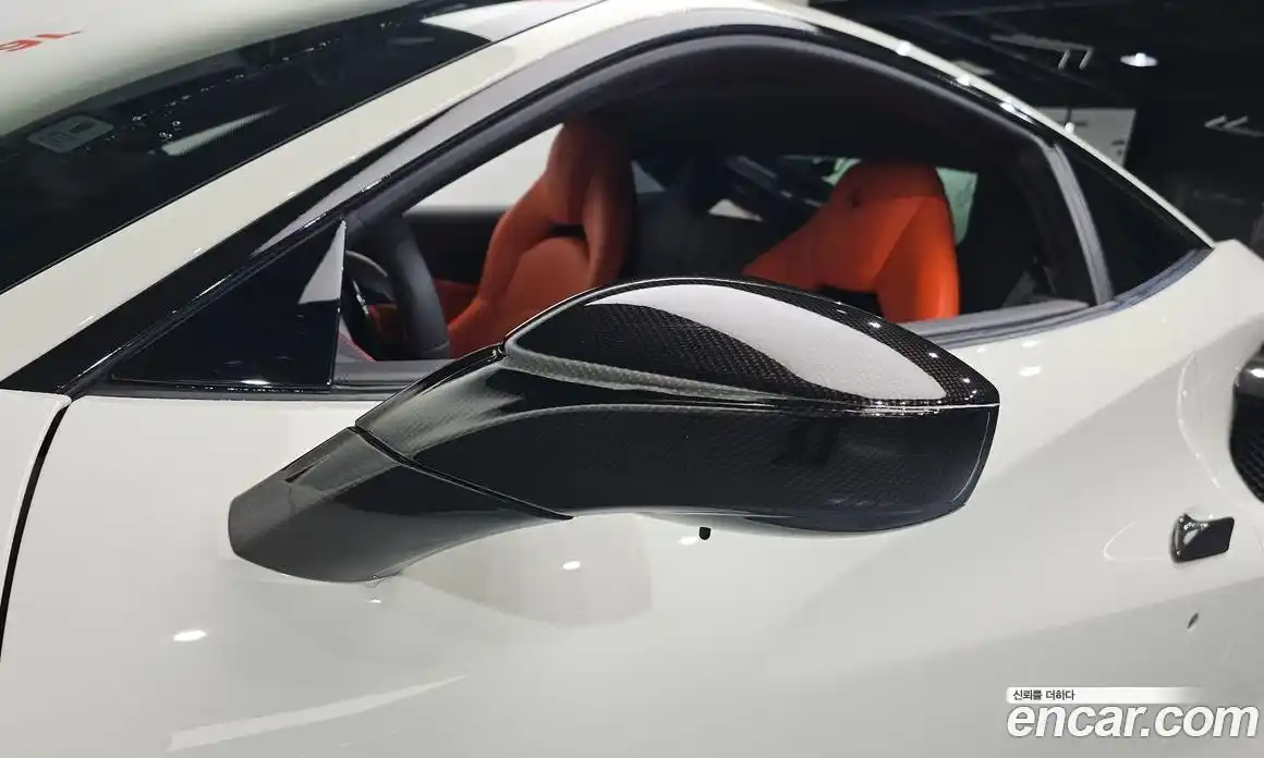 Ferrari 488 2017 3.9 автомат (гидро), фото 18