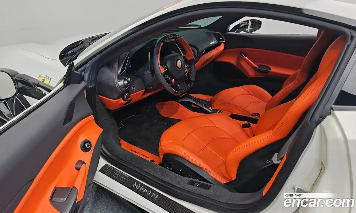 Ferrari 488 2017 3.9 автомат (гидро), фото 10