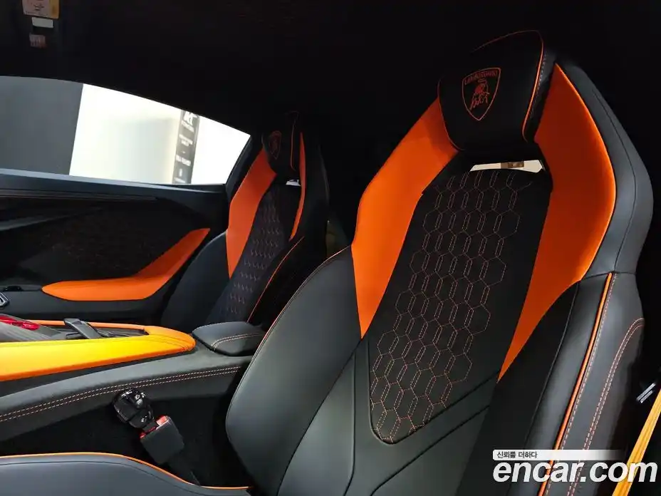 Lamborghini Revuelto 2025 6.5 гидро, фото 20