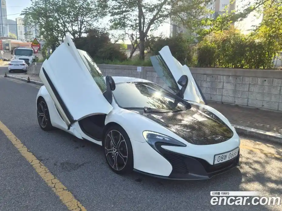 McLaren 650S 2015 3.8 автомат (гидро), фото 11