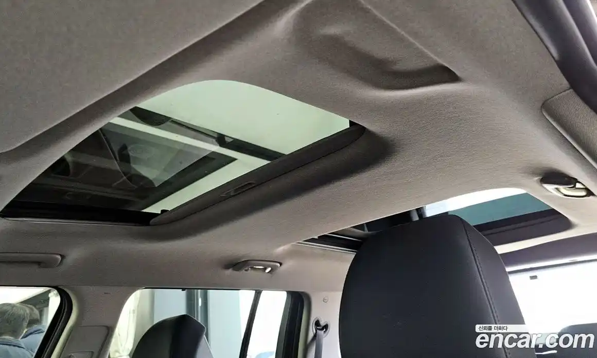 Hyundai Santa Fe 2025 2.5 автомат (гидро), фото 18