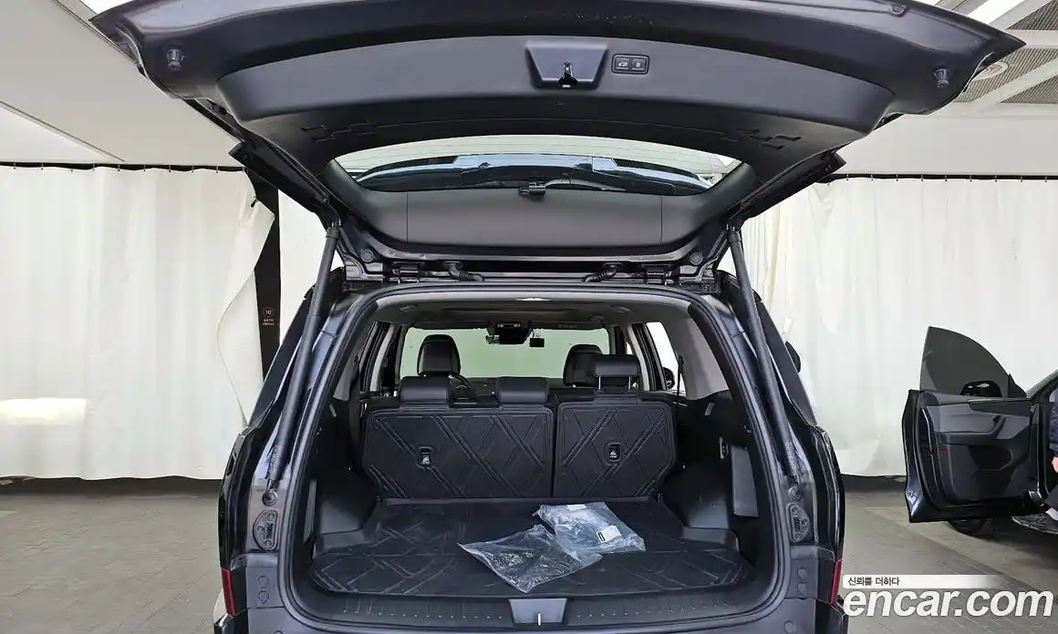 Hyundai Santa Fe 2025 2.5 автомат (гидро), фото 20