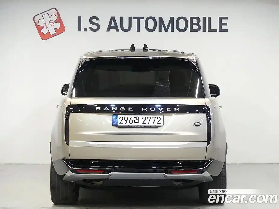 Land Rover Range Rover 2022 4.4 автомат (гидро), фото 3