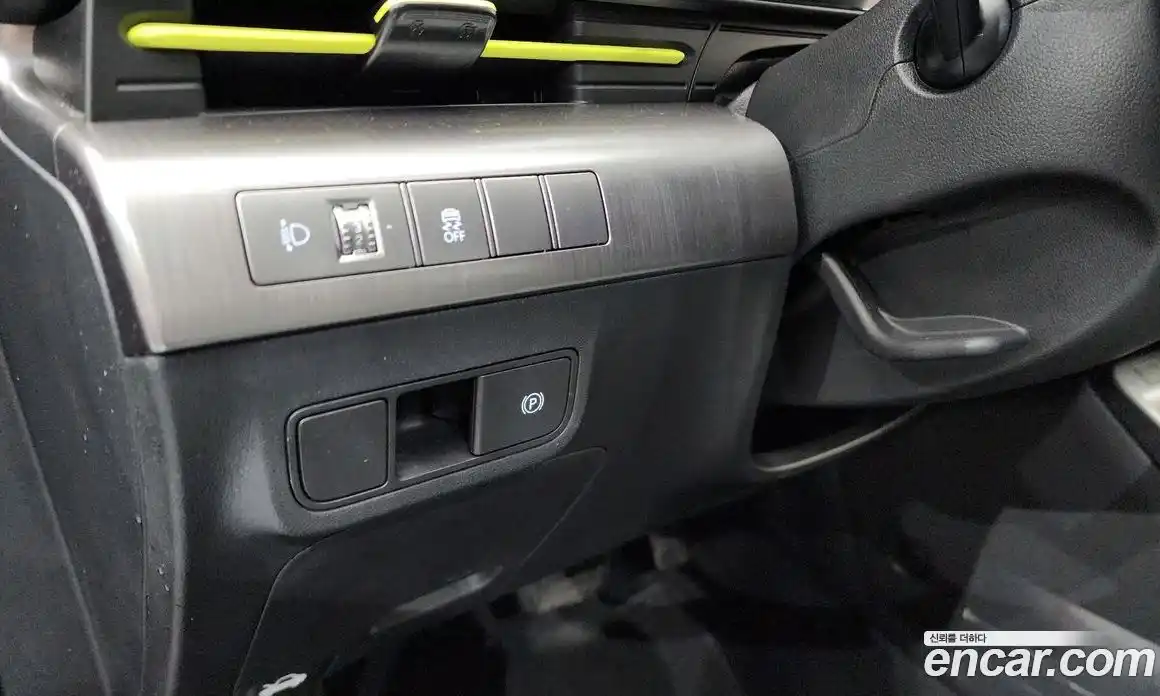 Hyundai Kona 2025 1.6 автомат (гидро), фото 15