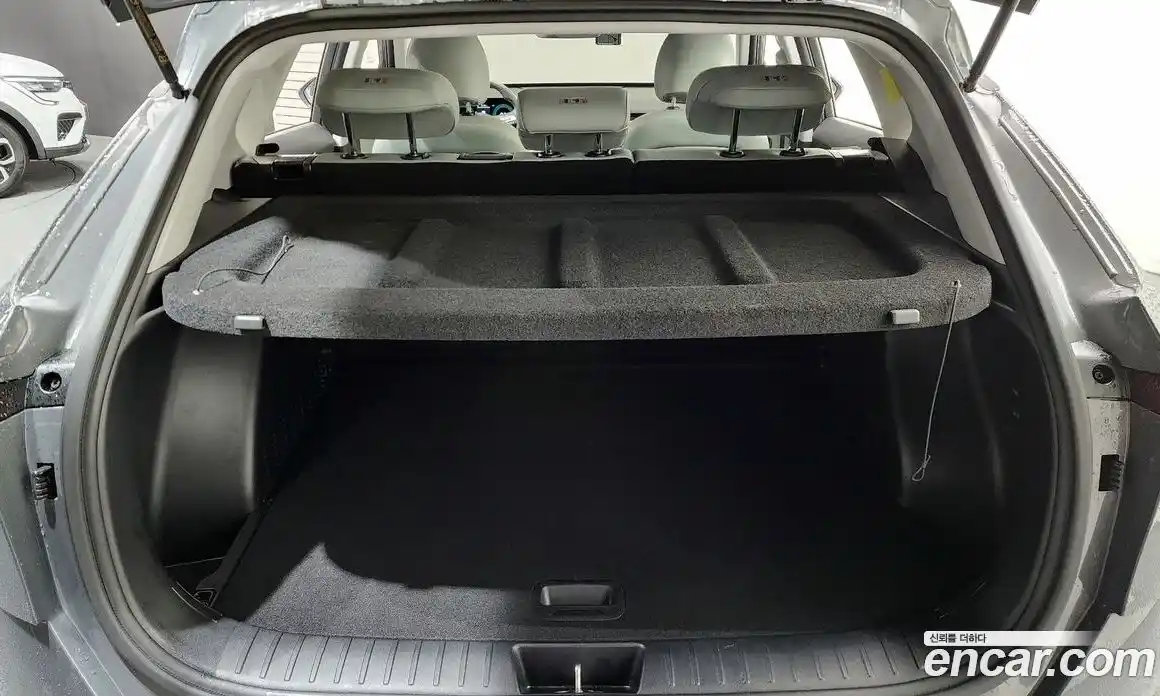 Hyundai Kona 2025 1.6 автомат (гидро), фото 19