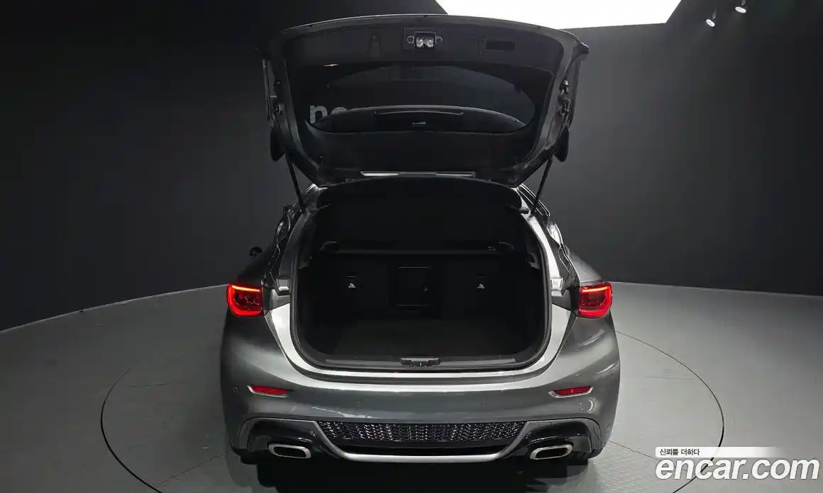 Infiniti Q30 2019 2.0 гидро, фото 20